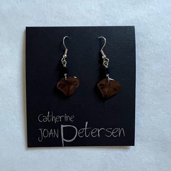 Dragonfly print earrings, Catherine Joan Petersen, new w/o tags, Christmas gift - Picture 2 of 6